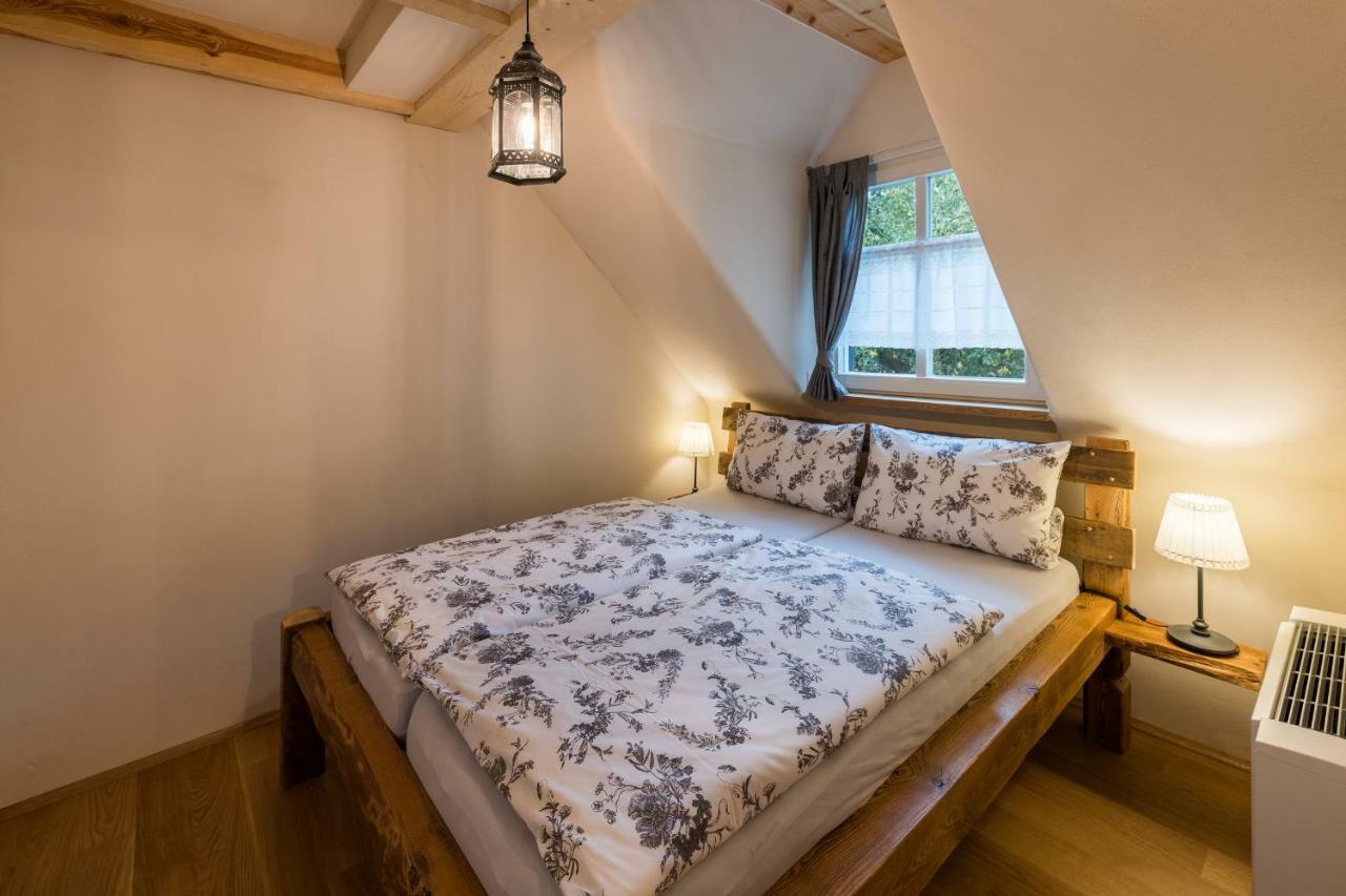 Adelinenhof - Ferienapartments, Fasten, Wellness & Gesundheit Burg  Bagian luar foto