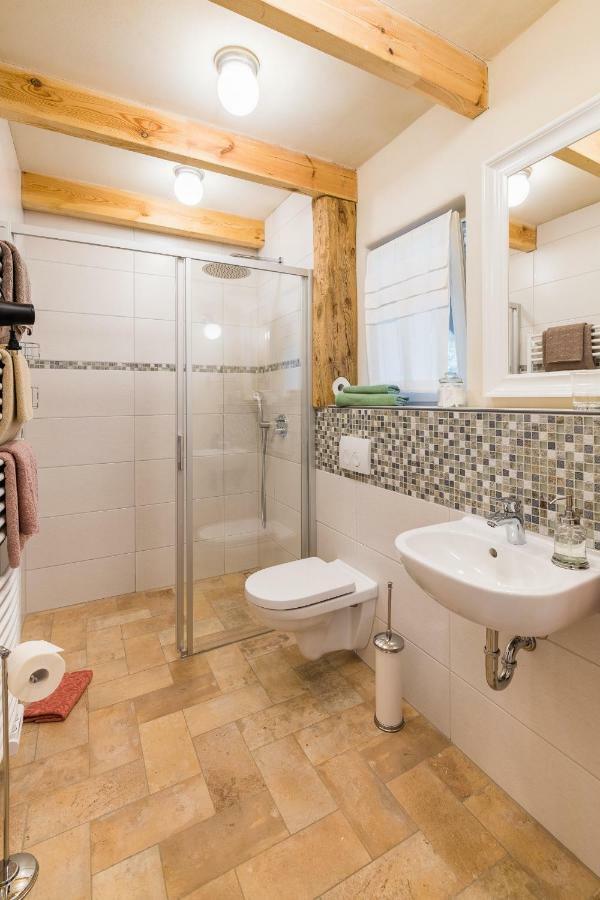 Adelinenhof - Ferienapartments, Fasten, Wellness & Gesundheit Burg  Bagian luar foto